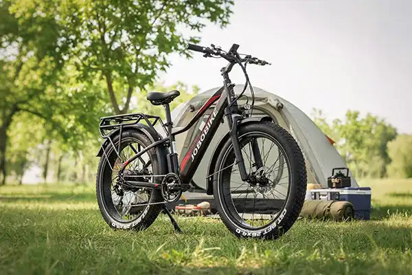 Mit dem E-Bike auf den Campingplatz: So wird der Urlaub 2026 noch flexibler