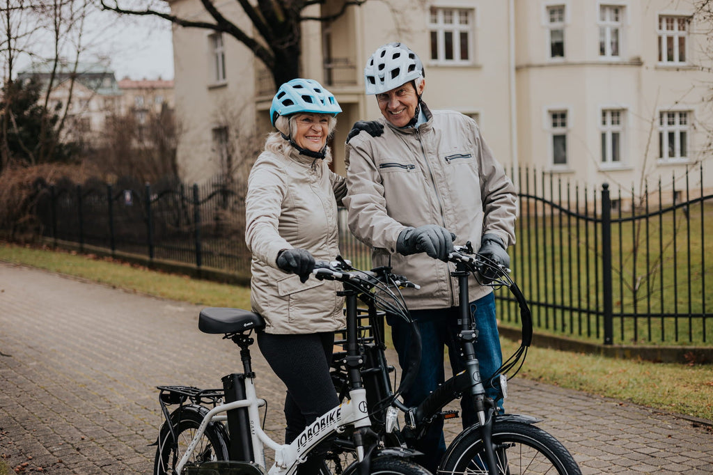 Is it compulsory to wear a helmet when riding an e-bike?